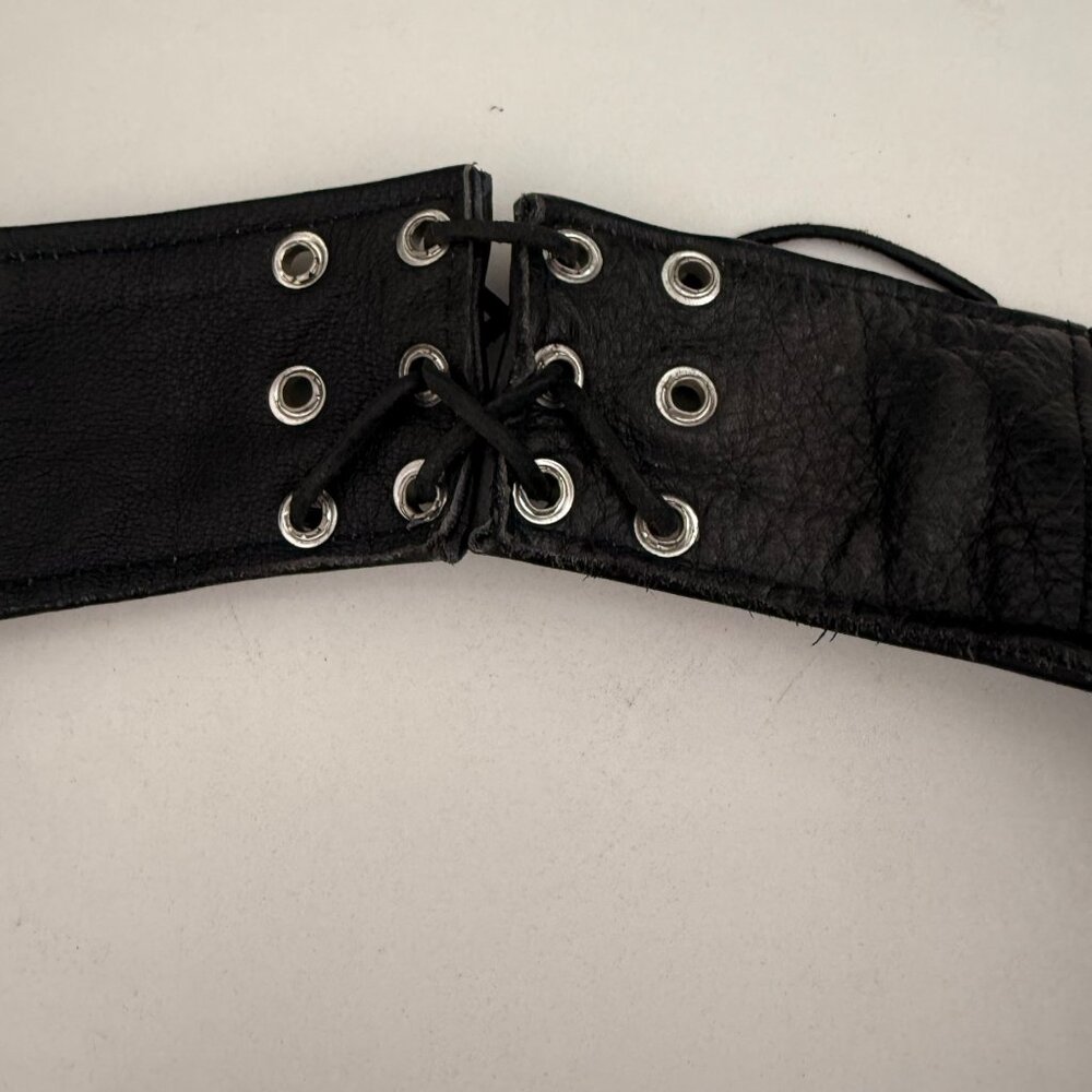 Universal Rider Heavy Black Leather Motorcycle Chaps | Men’s XXL | Lace Waist - Picture 4 of 7